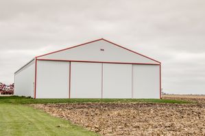 2 Jim Young  17070 Bradford Regal White Autumn Red Trim 60 x 120 x 166 Great Pic